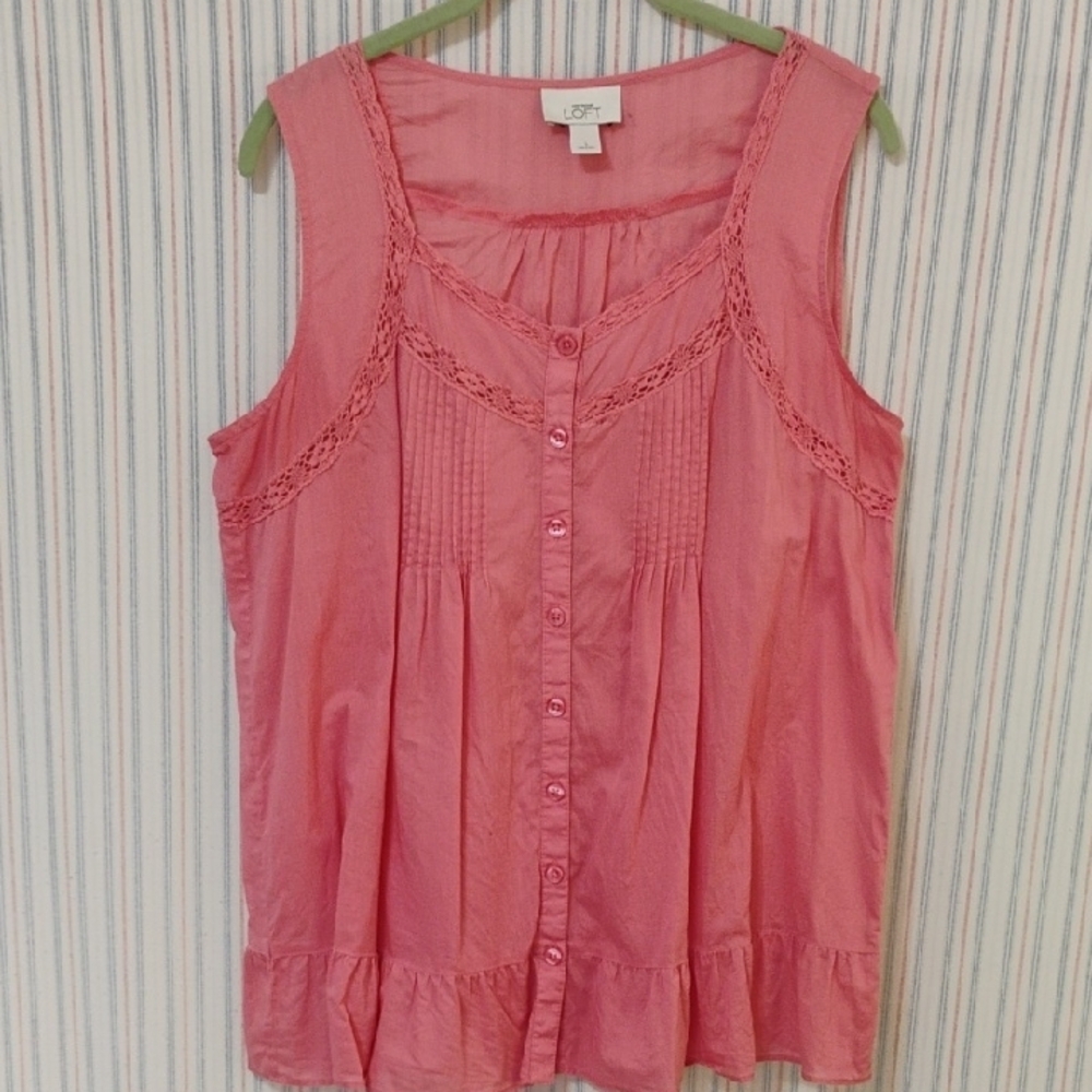 Loft Coral Sleeveless Blouse With Elegant Design  L